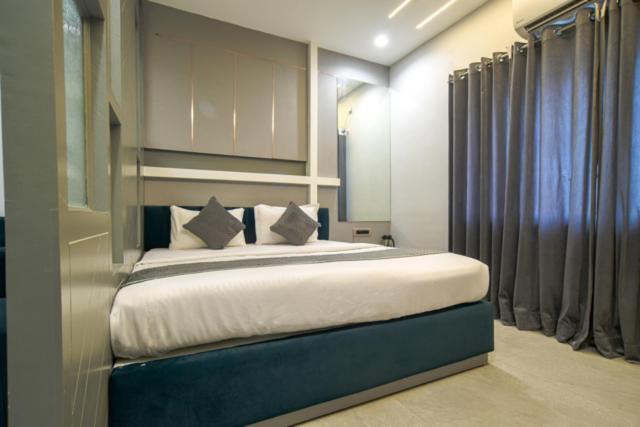 Hotel Miracle 2Km From Mahakal Temple 우자인 외부 사진