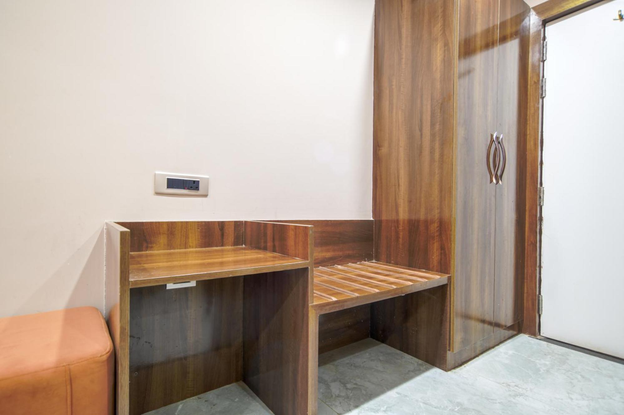 Hotel Miracle 2Km From Mahakal Temple 우자인 객실 사진